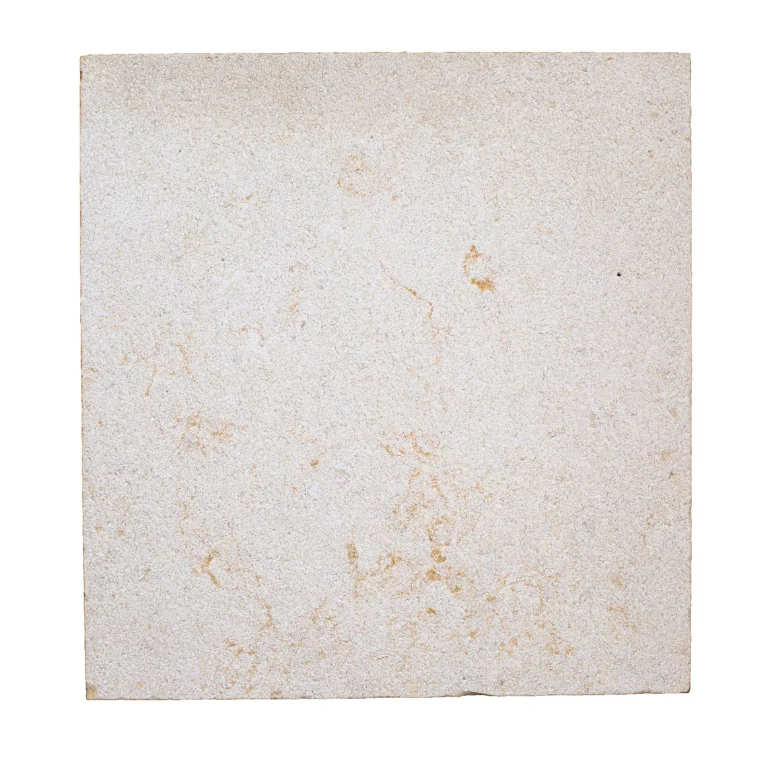 Sunny-Menia-Sandplast-Scaled.webp